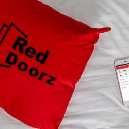 Reddoorz Near Manggarai Station 2 Ξενοδοχείο Τζακάρτα Εξωτερικό φωτογραφία